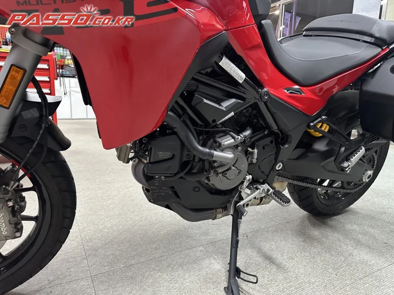 두카티 멀티스트라다 V2 S 2024 레드 사진 5