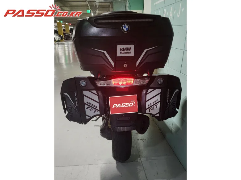 BMW R1250RT 2024 블랙 사진 3
