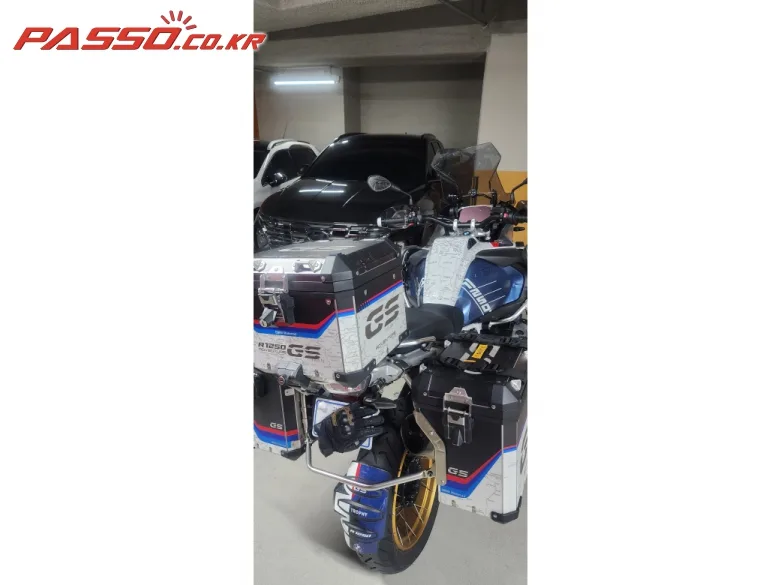 BMW R1250GS Adventure 2023 실버 사진 3