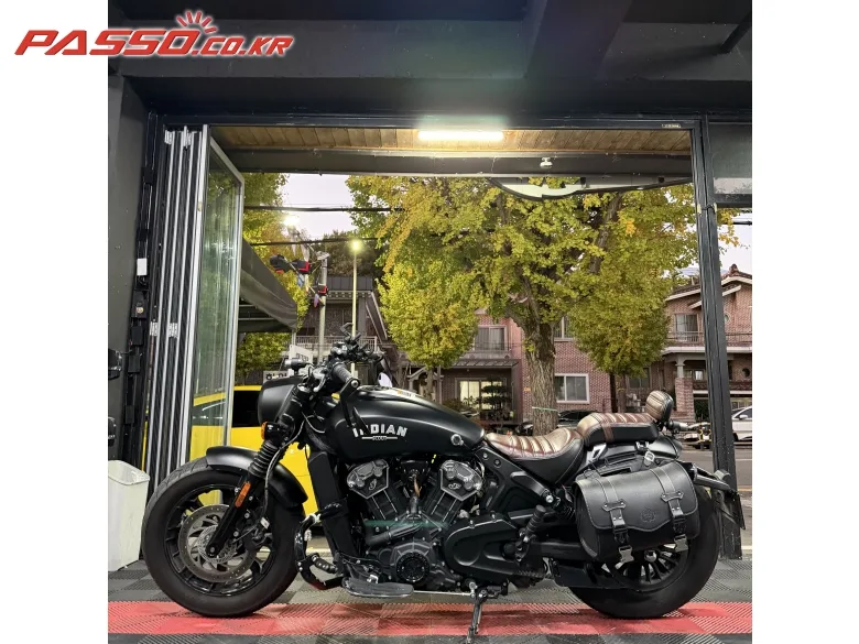 인디언모터사이클 스카우트 바버 2019 블랙 사진 2