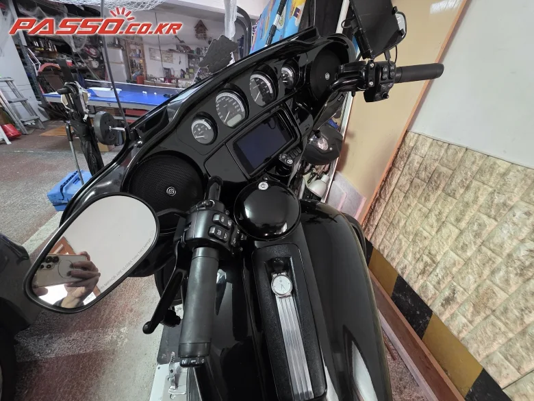 할리데이비슨 일렉트라 글라이드 울트라 리미티드 2021 사진 4