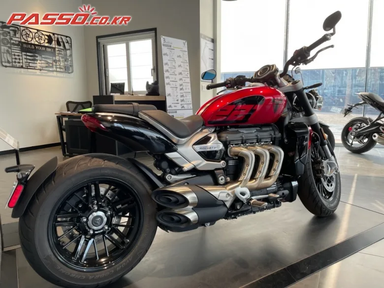 트라이엄프 로켓III R 2022 사진 7