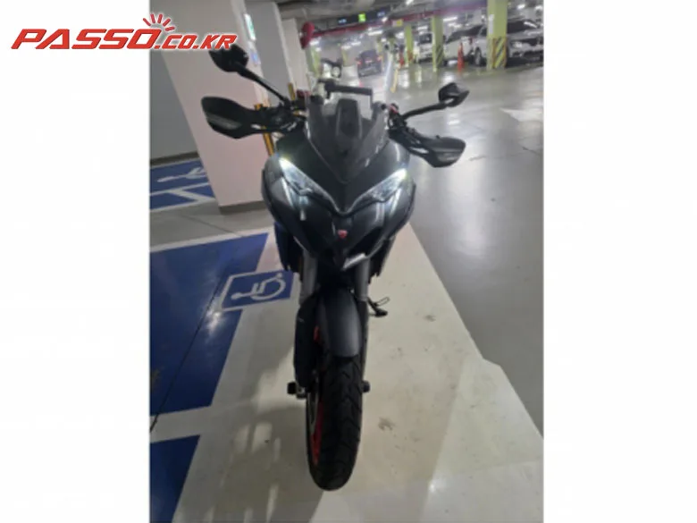 두카티 멀티스트라다 V2 S 2023 블랙 사진 2