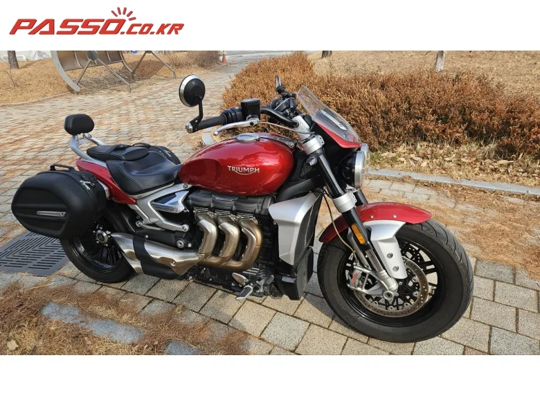 트라이엄프 로켓III R 2021 사진 1
