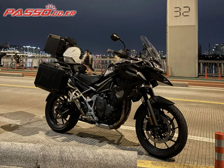 트라이엄프 타이거 1200 GT 프로 2023 사진 1