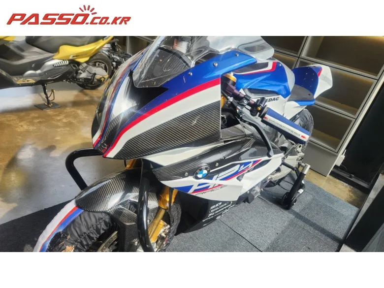 BMW HP4 레이스 2019 사진 2