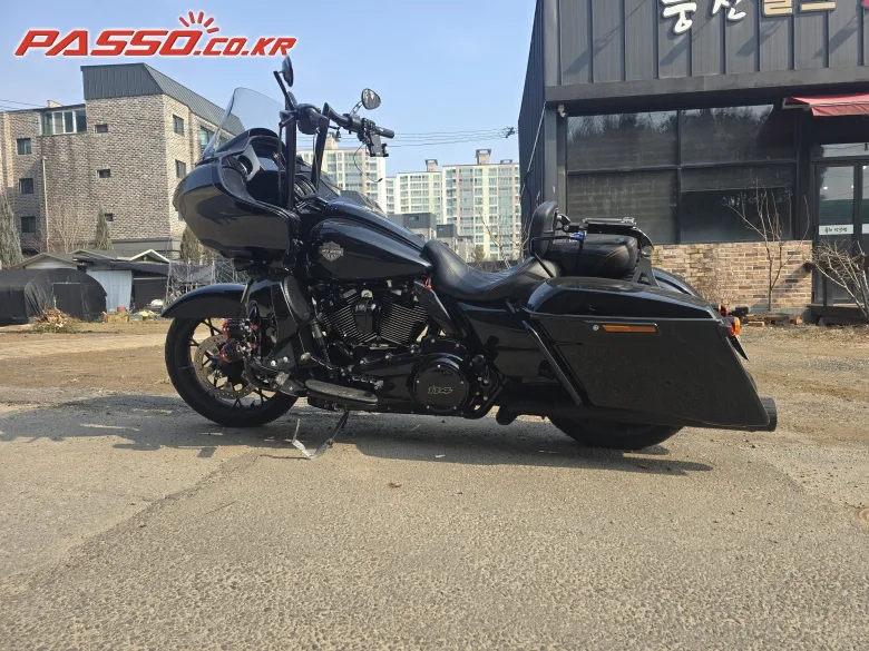할리데이비슨 로드 글라이드 스페셜 2021 사진 2