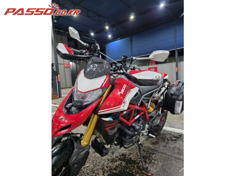 두카티 하이퍼모타드 950 SP 2020 사진 2