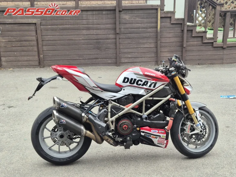 두카티 스트리트파이터 S 2009 사진 1