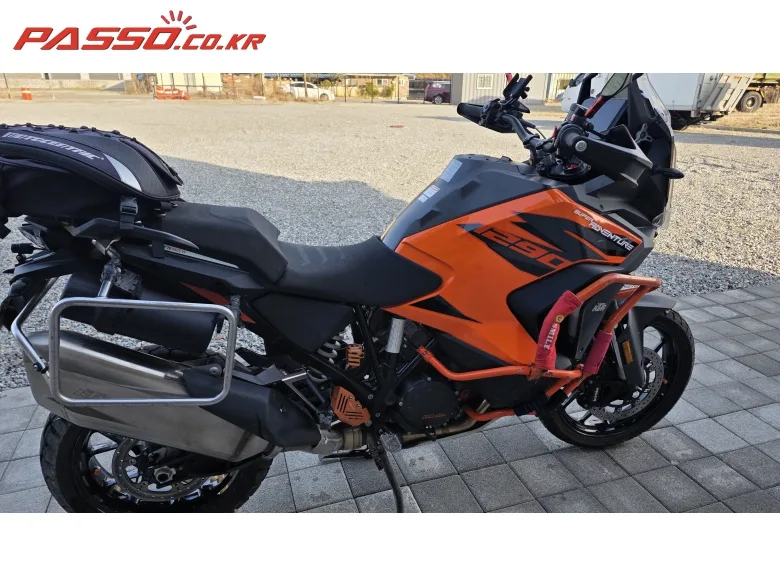 KTM 1290 슈퍼 어드벤처 S 2023