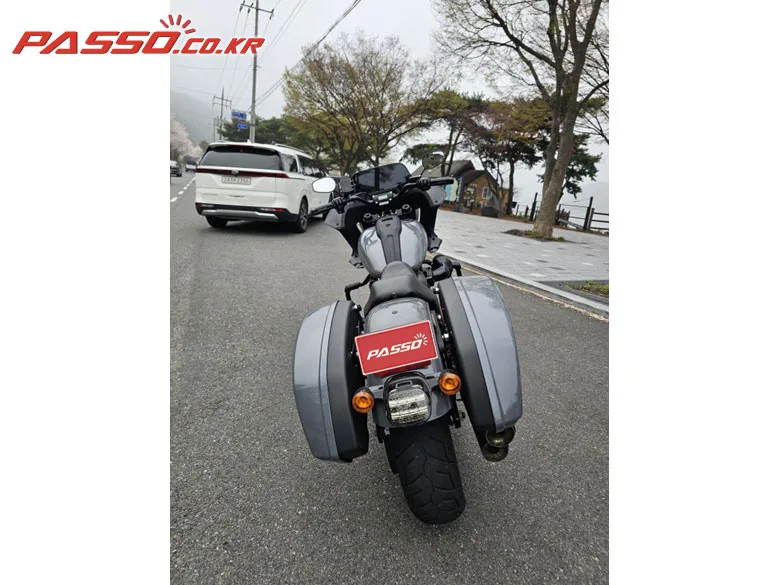 할리데이비슨 로우라이더 ST 2022 사진 3