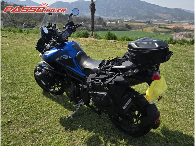 트라이엄프 타이거 900 GT 프로 2024 블루 사진 3