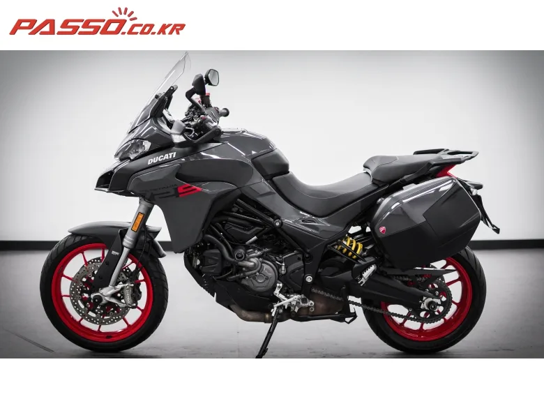 두카티 멀티스트라다 V2 S 2022 블랙 사진 2
