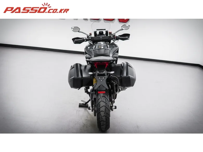 두카티 멀티스트라다 V2 S 2022 블랙 사진 3