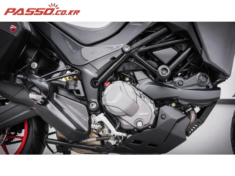 두카티 멀티스트라다 V2 S 2022 블랙 사진 5