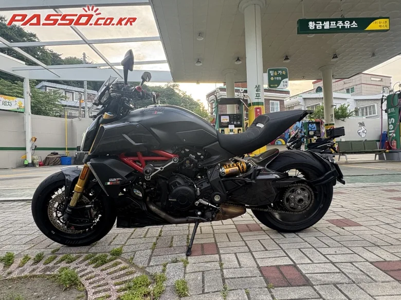 두카티 디아벨 1260 S 2022 사진 2