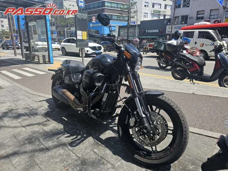 할리데이비슨 FXDR 114 2019 사진 3