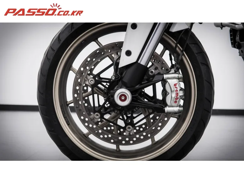 두카티 멀티스트라다 1260 S 2019 화이트 사진 6