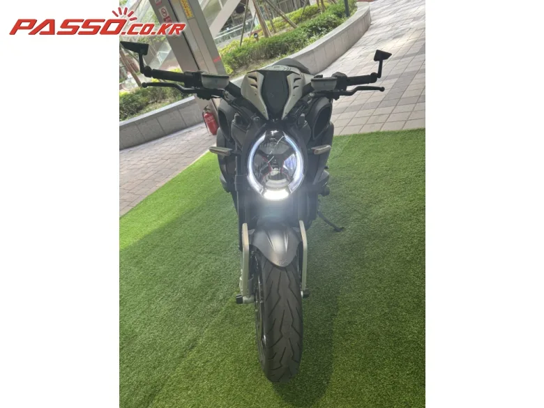 MV아구스타 드랙스터800 RC SCS 2022 블랙 사진 3