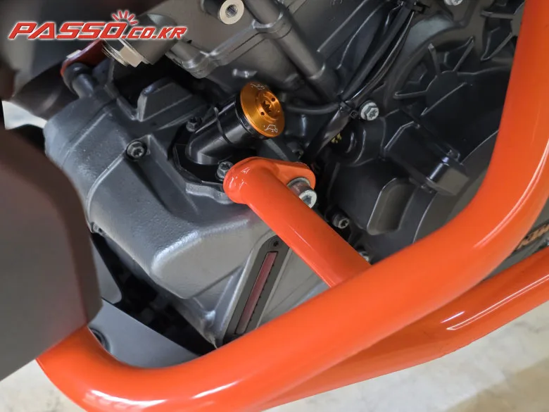 KTM 1290 슈퍼듀크 GT 2020 사진 5