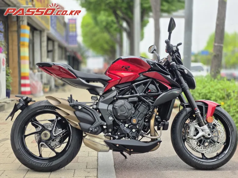 MV아구스타 브루탈레 800 RR 2024 사진 7