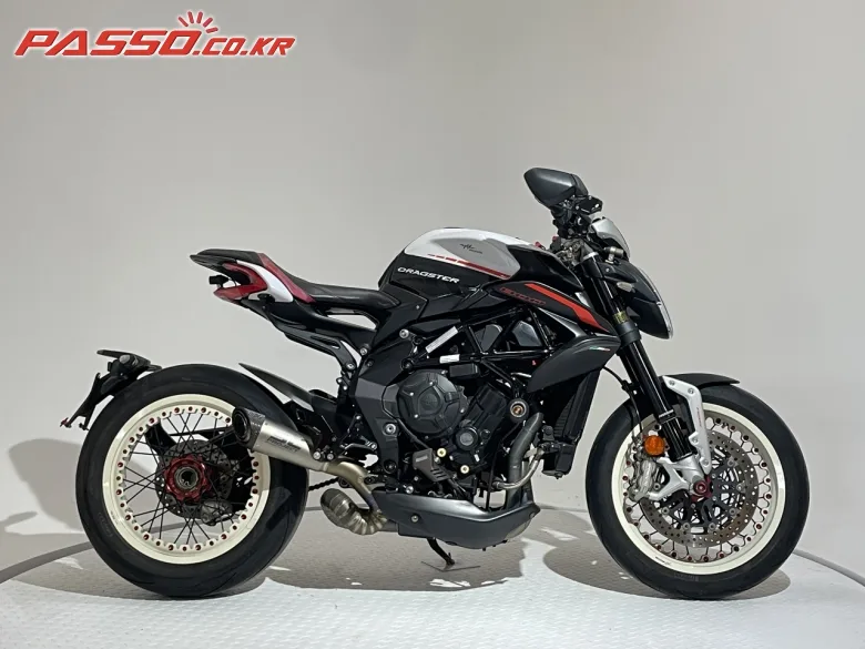 MV아구스타 드랙스터 800 RR 2019