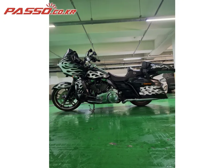 할리데이비슨 로드 글라이드 2016 사진 2
