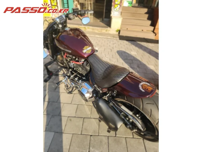 할리데이비슨 브래이크아웃 2018 사진 2