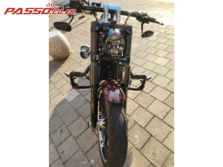 할리데이비슨 브래이크아웃 2018 사진 7
