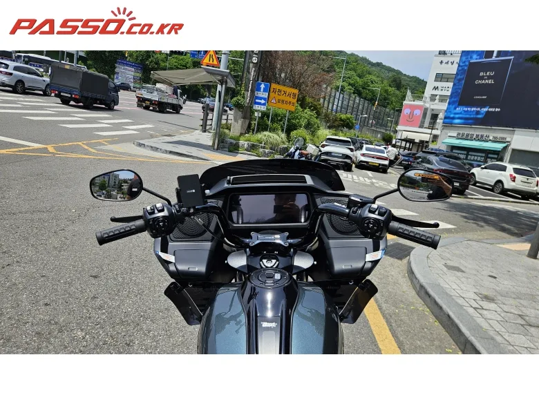할리데이비슨 로드 글라이드 2025 사진 4