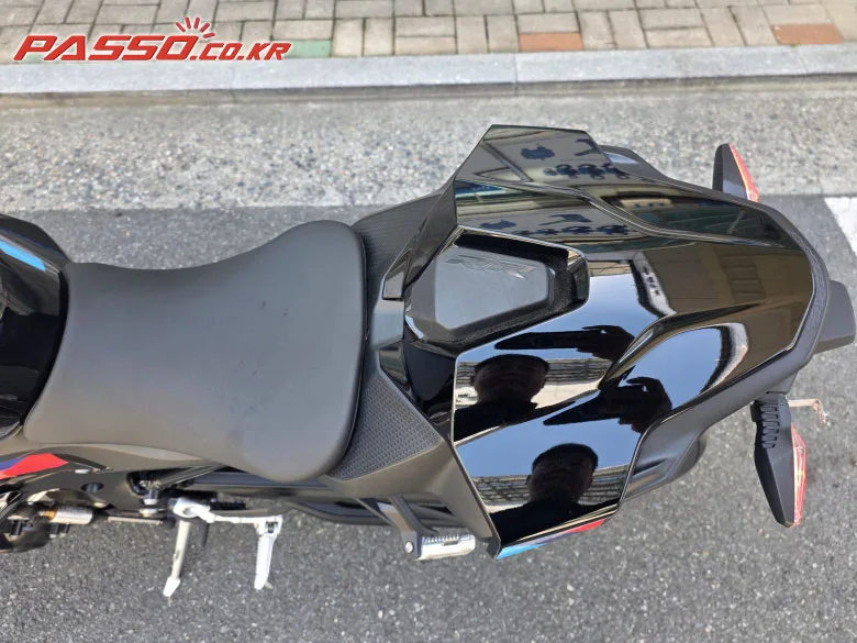 BMW S 1000 RR 2025 사진 8
