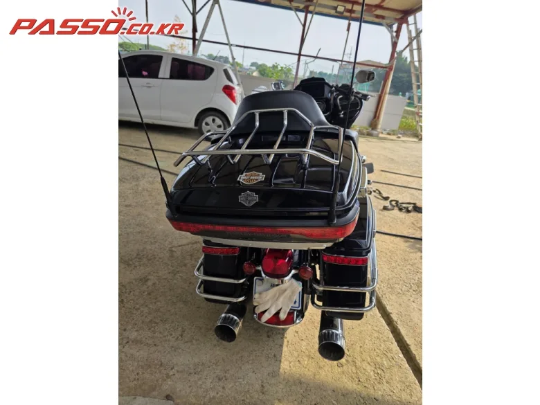 할리데이비슨 로드글라이드 울트라 2019 블랙 사진 3
