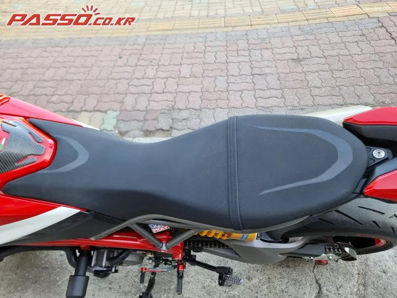 두카티 하이퍼모타드 950 SP 2019 사진 8