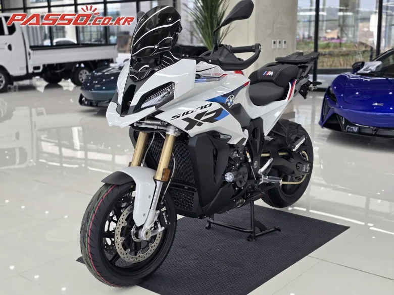 BMW S 1000 XR 2026 사진 5