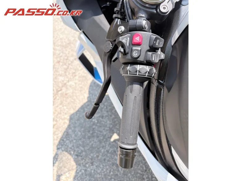 BMW S 1000 RR 2026 사진 4