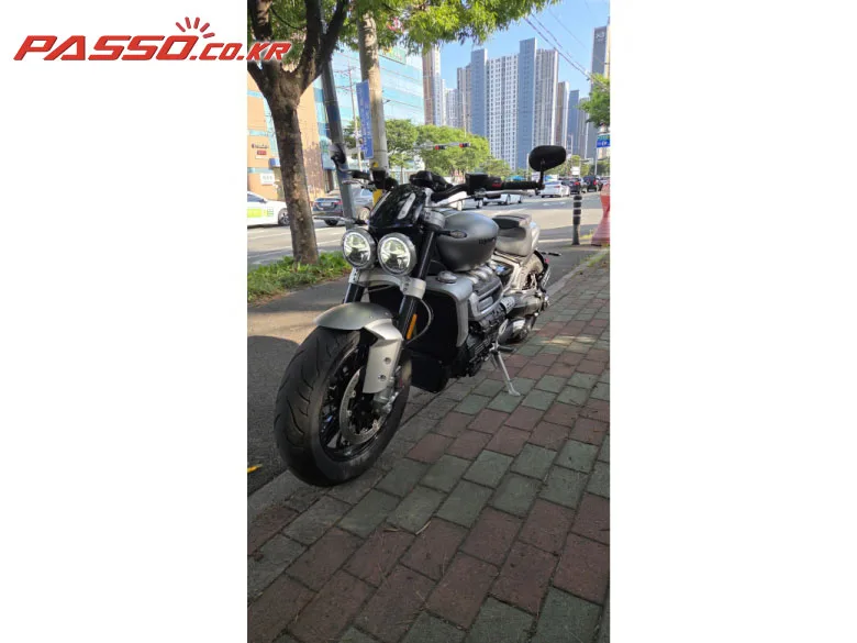트라이엄프 로켓III R 2023 사진 2