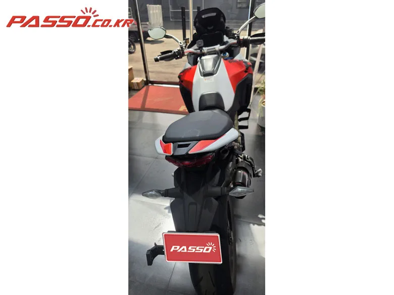 두카티 멀티스트라다 V4 RS 2025 사진 3