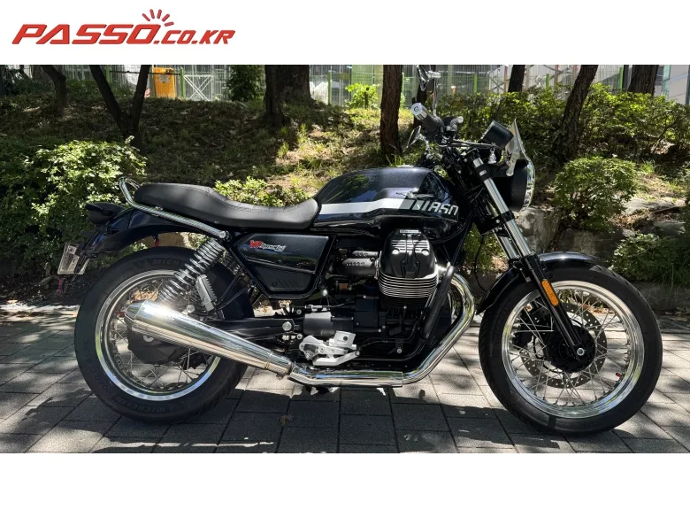 모토구찌 V7 2023 블랙 사진 1