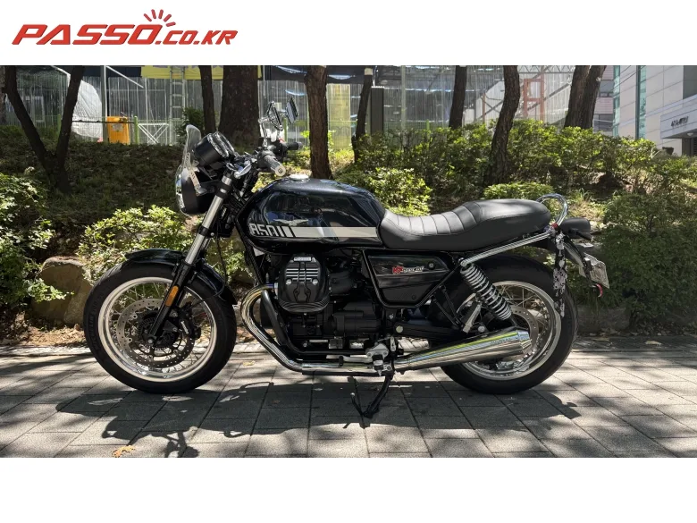 모토구찌 V7 2023 블랙 사진 2