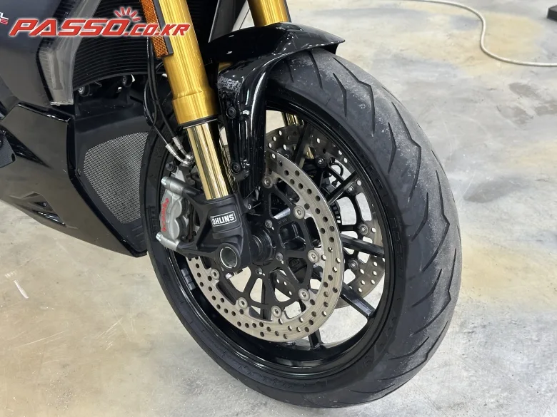 두카티 디아벨 1260 S 2022 블랙 사진 6