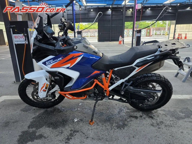 KTM 1290 슈퍼 어드벤처 R 2022 사진 2