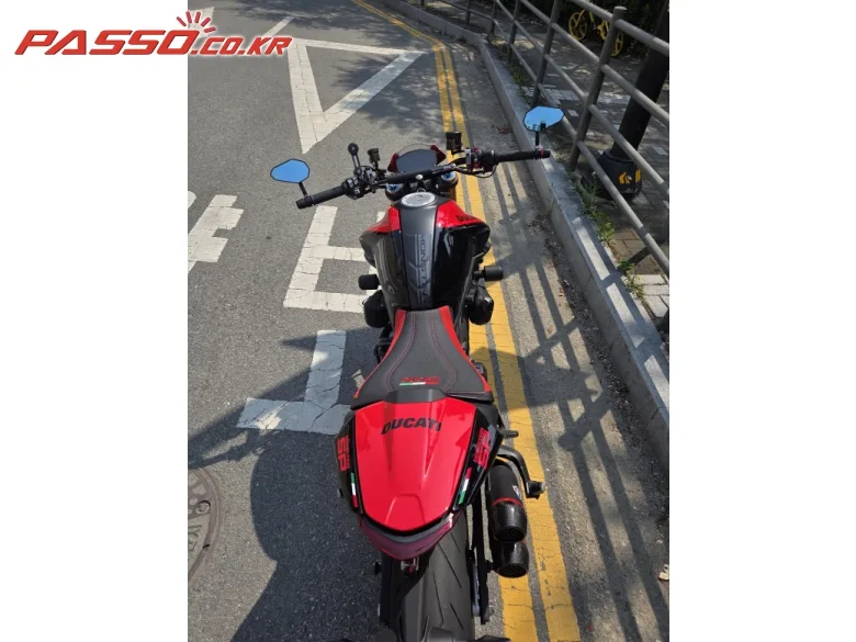 두카티 몬스터 SP 2025 사진 3