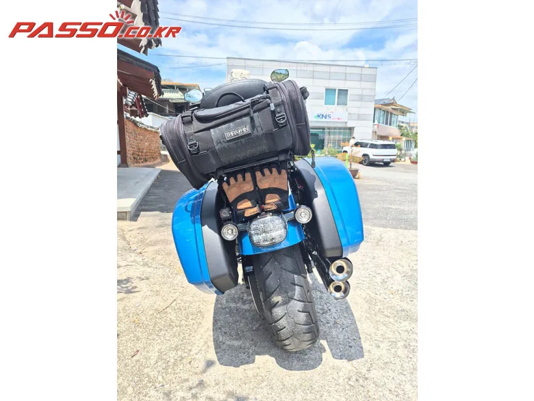 할리데이비슨 로우라이더 ST 2023 사진 3