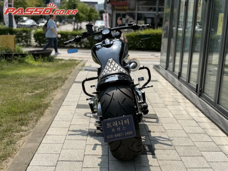 할리데이비슨 브래이크아웃 2016 사진 3