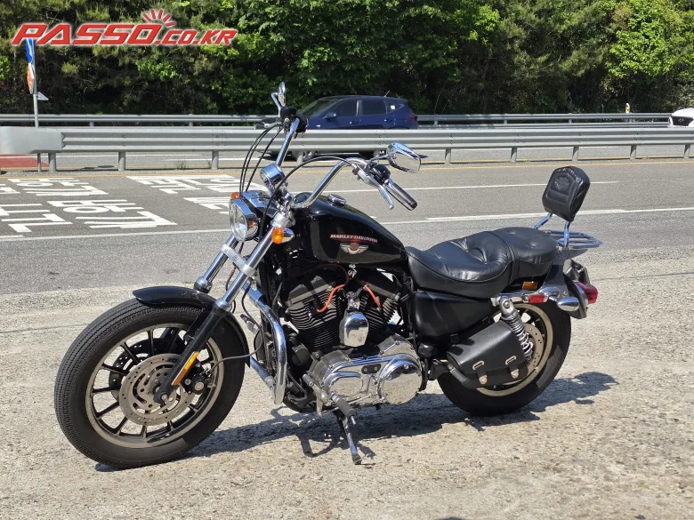 할리데이비슨 883 R 2006 사진 2