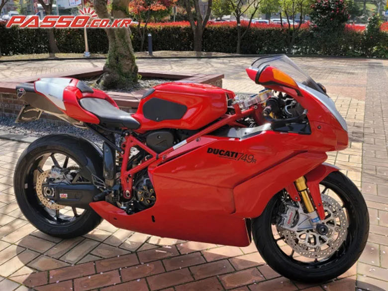 두카티 749 R 2005 사진 1