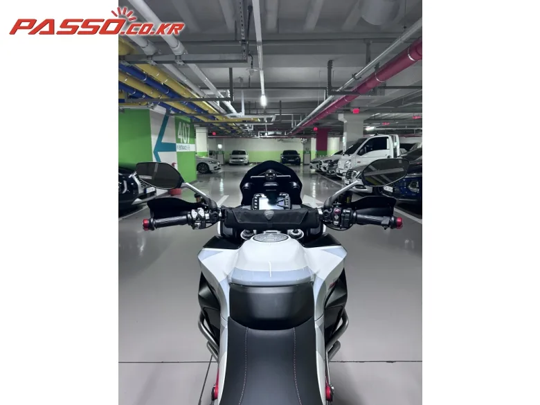 두카티 멀티스트라다 950 S 2021 화이트 사진 4