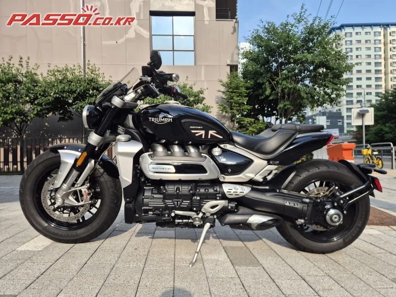 트라이엄프 로켓III R 2021 사진 2