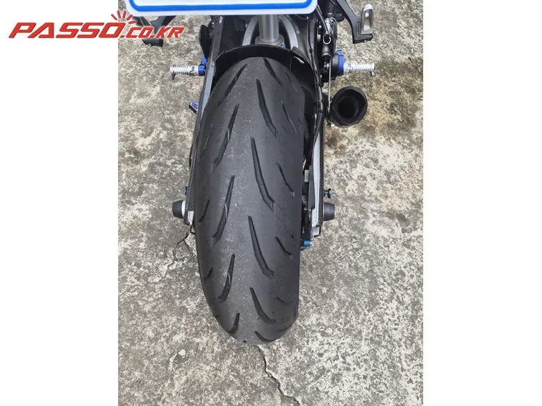 BMW M 1000 RR 2022 사진 3