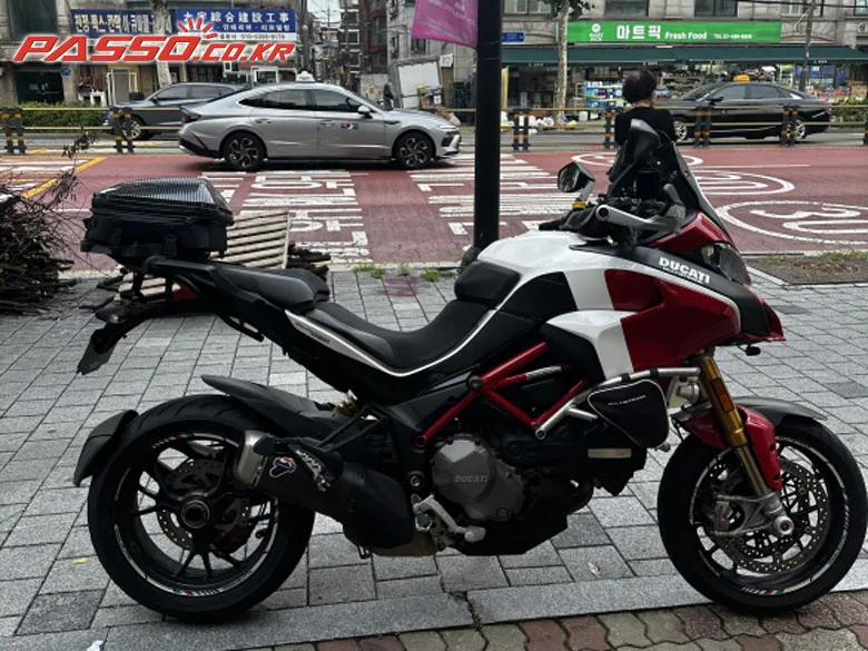 두카티 멀티스트라다 1260 2019 버건디 사진 1